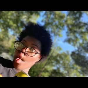 Meet your Posher, Sethnika